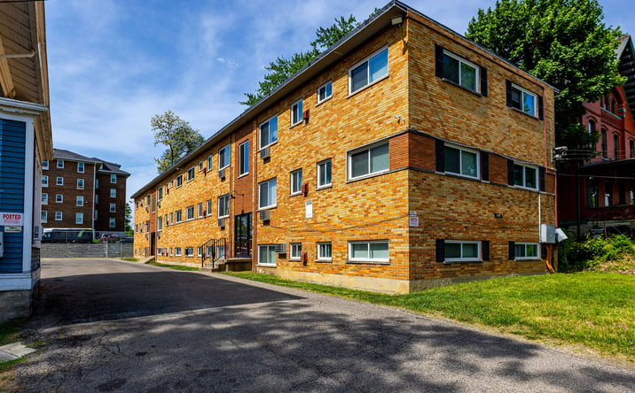Pictures of Multifamily property located at 1005 Dana Avenue, Cincinnati, OH 45229 for sales - image #1