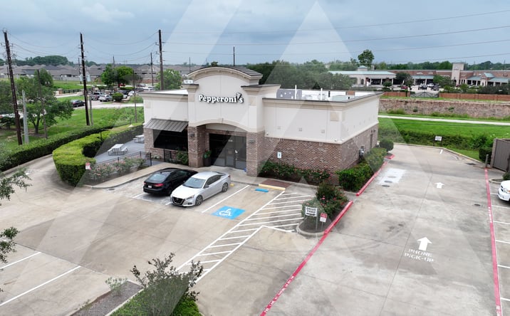 Pictures of Retail property located at 4303 Sienna Parkway, Missouri City, TX 77459 for sales - image #1