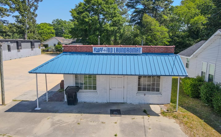 Pictures of Retail property located at 540 Mc Koy Street, Clinton, NC 28328 for sales - image #1