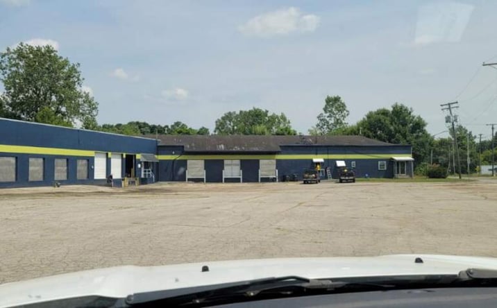 Pictures of Industrial, Mixed Use property located at 916 South Burlington Drive, Muncie, IN 47302 for sales - image #1