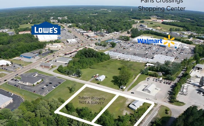 Pictures of Retail property located at 600 Russell, Paris, TN 38242 for sales - image #1