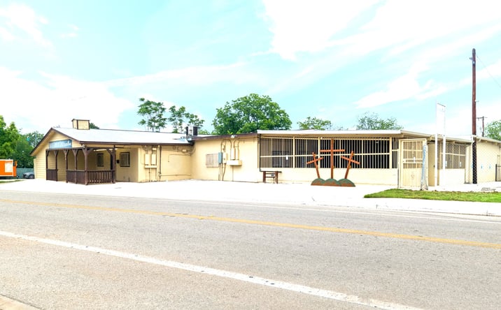 Pictures of Retail, Office, Mixed Use property located at 2908 MISSION RD, SAN ANTONIO, TX 78214-2257 for sales - image #1