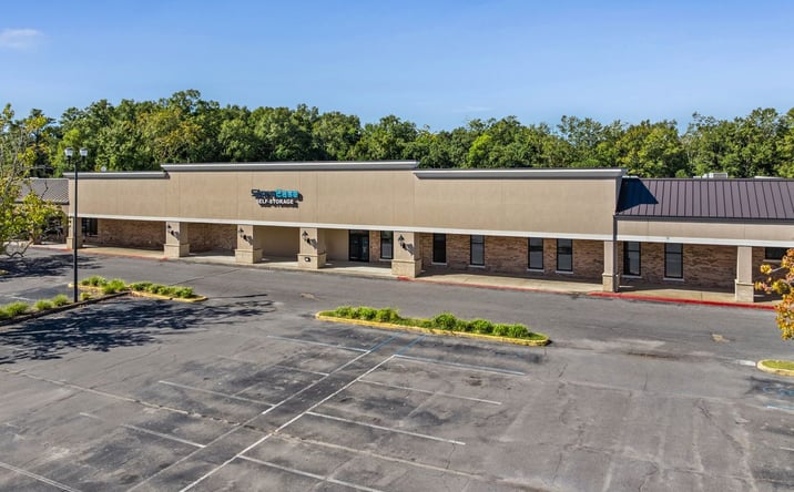 Pictures of Retail, Office property located at 100 Ecor Rouge Place Shop Center, Fairhope, AL 36532 for sales - image #1