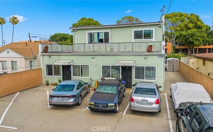 Pictures of Multifamily property located at 1722 N Wilmington, Wilmington, CA 90744 for sales - image #1