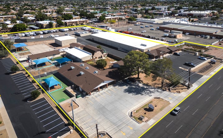 Pictures of Self Storage property located at 3602 W GREENWAY RD, PHOENIX, AZ 85053-3811 for sales - image #1