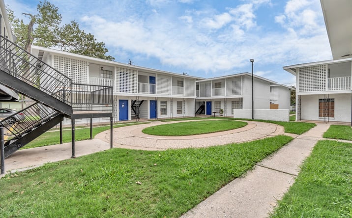 Pictures of Multifamily property located at 4742 Yale St, Houston, TX 77018 for sales - image #1