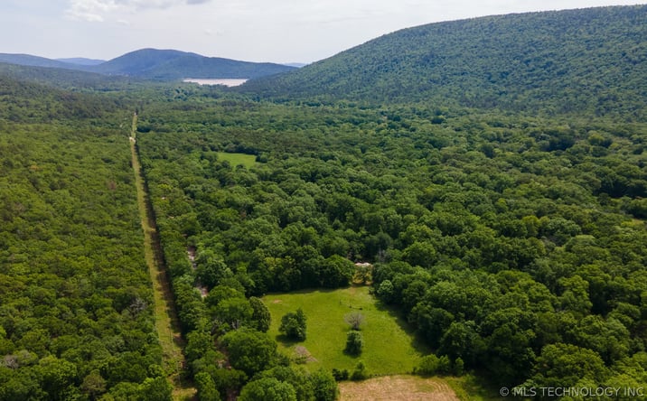 Pictures of Land property located at 17436 Savage Road, Pittsburg, OK 74560 for sales - image #1