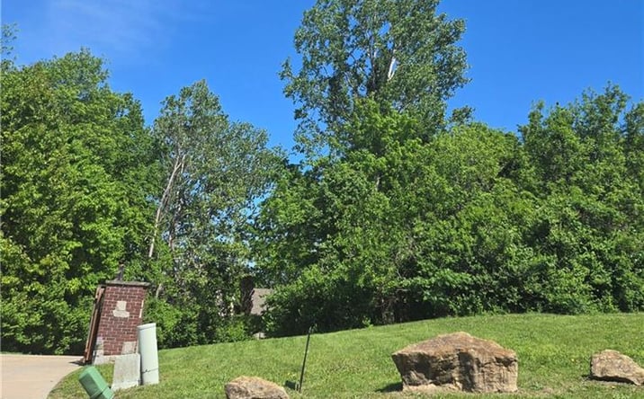 Pictures of Land, Multifamily property located at 6909 N Quincy Avenue, Kansas City, MO 64119 for sales - image #1
