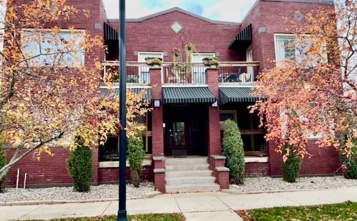 Pictures of Multifamily property located at 117 Franklin Place, South Bend, IN 46601 for sales - image #1