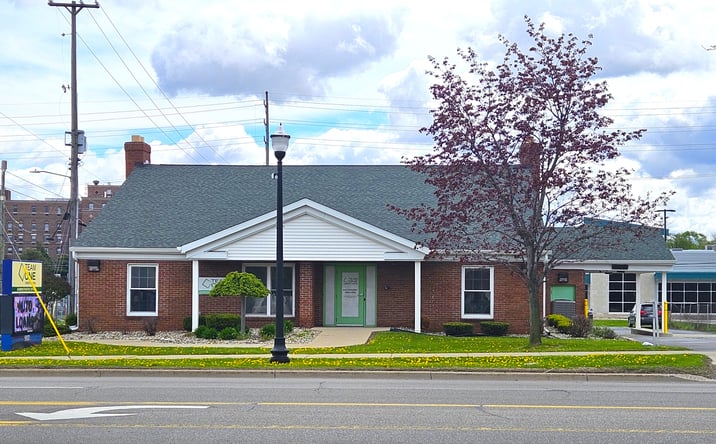 Pictures of Office property located at 902 S. Washington, Saginaw, MI 48601 for sales - image #1