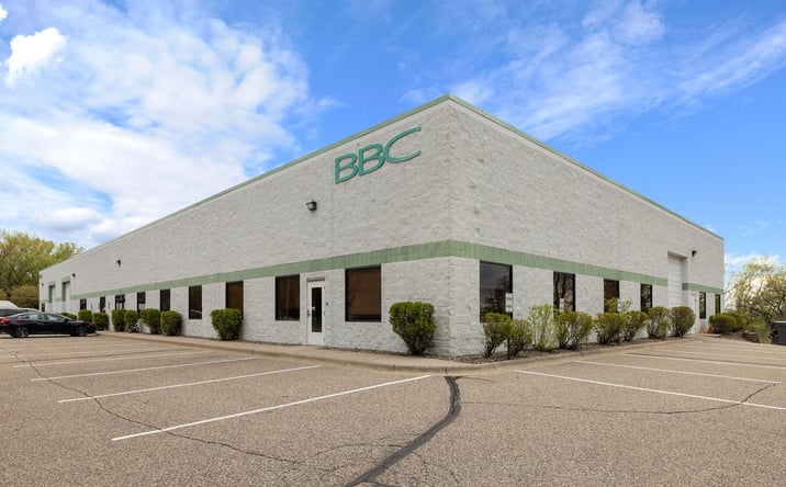 Pictures of Industrial property located at 3209 Terminal Drive, Eagan, MN 55121 for sales - image #1