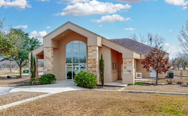 Pictures of Retail property located at 63245 Texas 132, Lytle, TX 78052 for sales - image #1