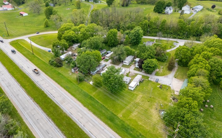 Pictures of Mobile Home Park property located at 4105 NOBIS DR, DAVENPORT, IA 52802-3016 for sales - image #1