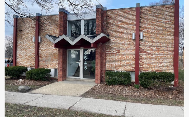 Pictures of Office property located at 5645 N Green Bay Ave, Glendale, WI 53209-4437 for sales - image #1