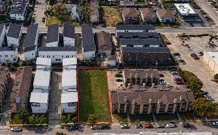 Pictures of Land property located at 2211 Bennett Ave, Dallas, TX 75206 for sales - image #1