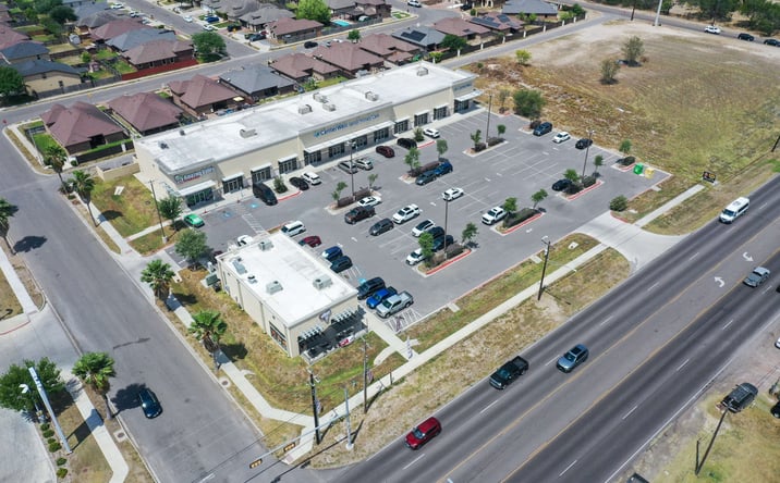 Pictures of Retail property located at 3601 South Business Highway 281, Edinburg, TX 78539 for sales - image #1