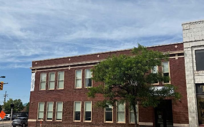 Pictures of Retail, Mixed Use property located at 105 E. Market Street, Akron, OH 44308 for sales - image #1