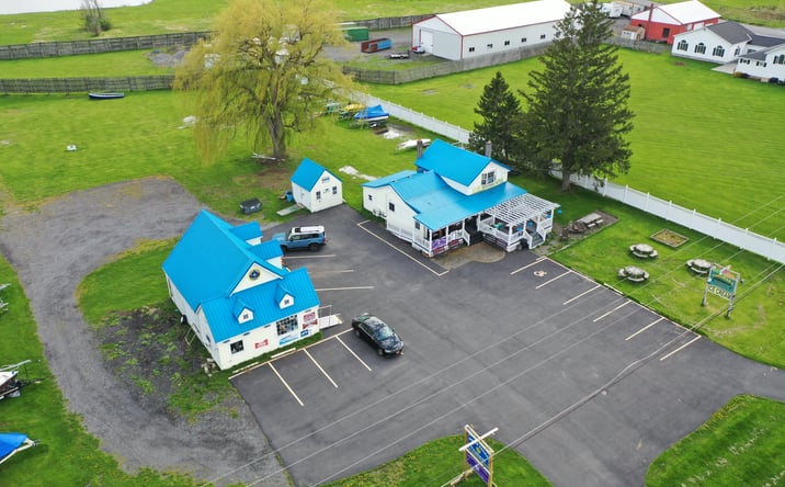 Pictures of Retail, Business for Sale property located at 3732 New York 31, Canastota, NY 13032 for sales - image #1
