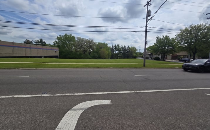 Pictures of Land property located at 403-405 S Lincolnway Street, North Aurora, IL 60542 for sales - image #1