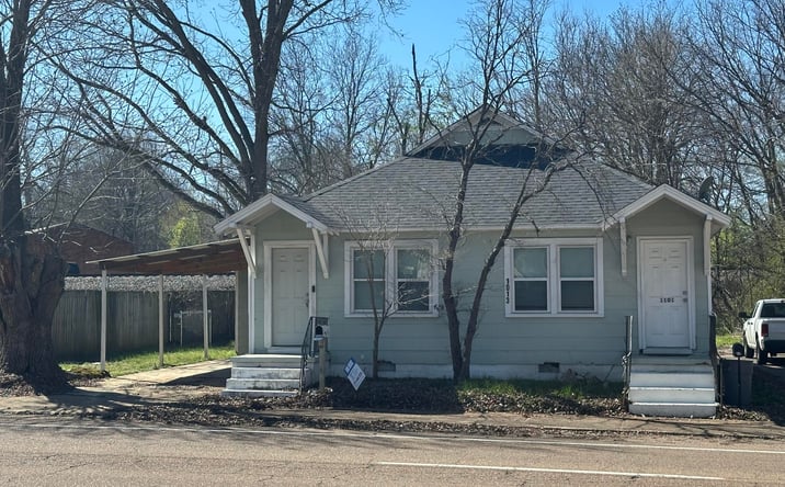 Pictures of Multifamily property located at 1099-1101 N 1st Street, Milan, TN 38358 for sales - image #1