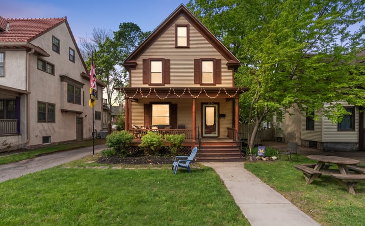 Pictures of Retail, Multifamily property located at 1136 Michigan Avenue, Ann Arbor, MI 48104 for sales - image #1