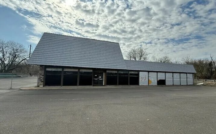 Pictures of Industrial property located at 8100 US-13, Levittown, PA 19057 for sales - image #1