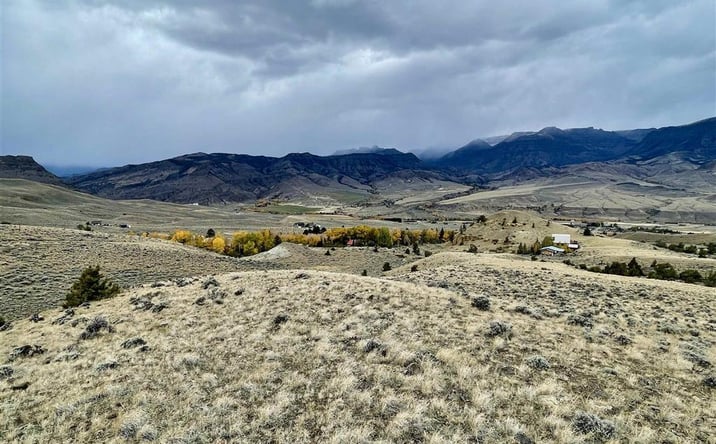 Pictures of Land property located at TBD Silver Ridge Tr, Wapiti, WY 82450 for sales - image #1