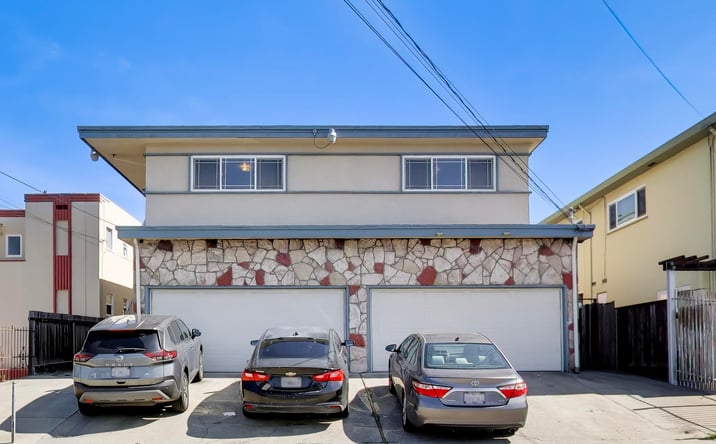 Pictures of Multifamily property located at 3404 School St, Oakland, CA 94602 for sales - image #1