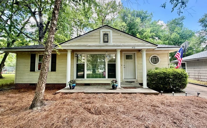 Pictures of Land property located at 412 S Victoria Avenue, 69067, MS 38732 for sales - image #1