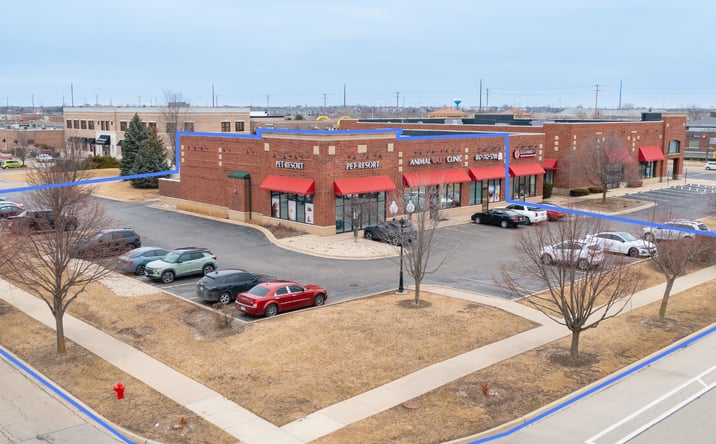 Pictures of Office property located at 477 Briargate Dr, South Elgin, IL 60177 for sales - image #1