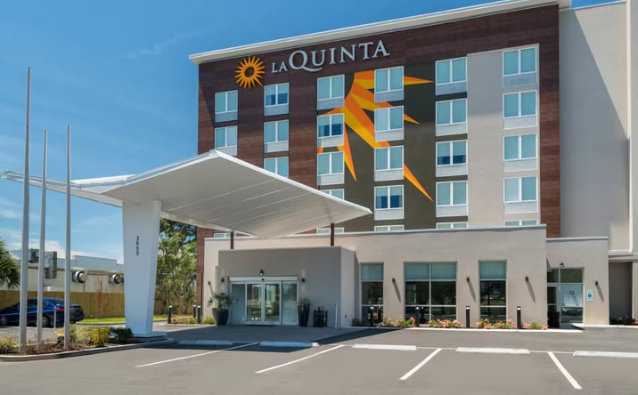Pictures of Hospitality property located at 3650 Airport Boulevard, Mobile, AL 36608 for sales - image #1