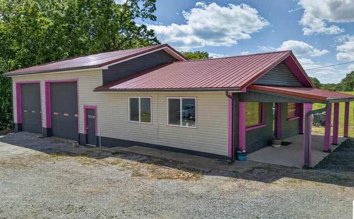 Pictures of Industrial, Office, Retail property located at 13626 7, Warsaw, MO 65355 for sales - image #1