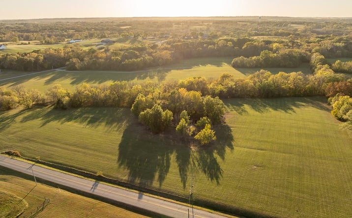 Pictures of Land, Multifamily property located at Tract 2 Highway OO Highway, Odessa, MO 64076 for sales - image #1