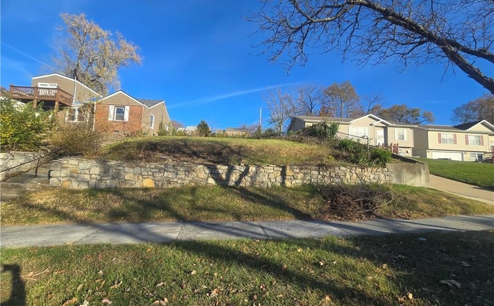 Pictures of Land, Multifamily property located at 5321 Swope Parkway, Kansas City, MO 64130 for sales - image #1