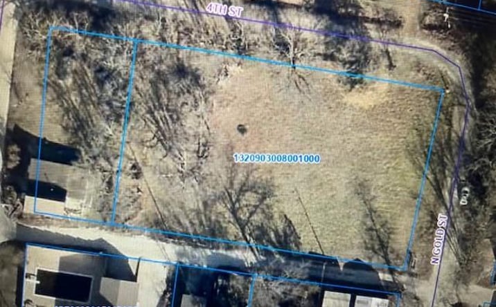 Pictures of Land, Multifamily property located at Gold Street, Paola, KS 66071 for sales - image #1