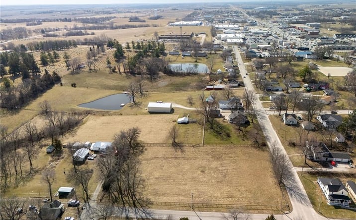 Pictures of Land, Multifamily property located at E Grant St LOT 4 Street, Maryville, MO 64468 for sales - image #1