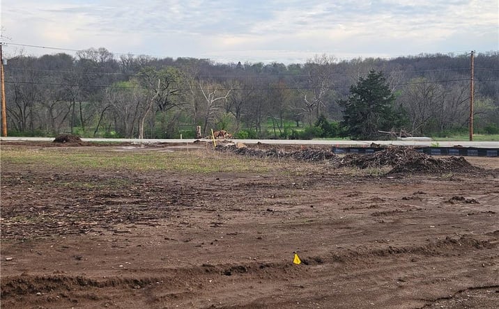 Pictures of Land, Multifamily property located at 7031 Oak Ridge Drive, Shawnee, KS 66217 for sales - image #1