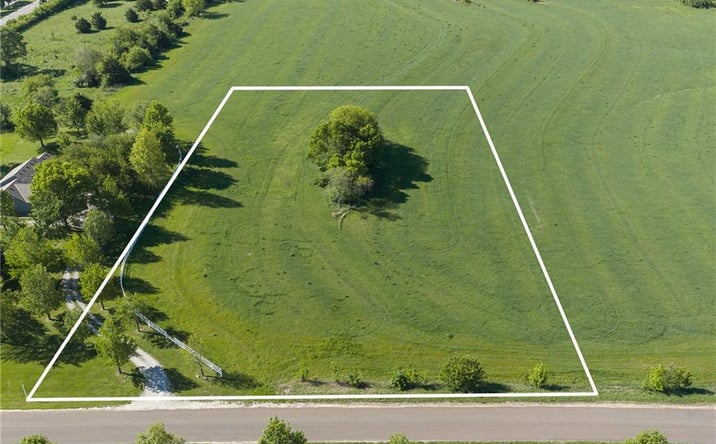 Pictures of Land, Multifamily property located at Lot 4 Seymour Road, Leavenworth, KS 66048 for sales - image #1