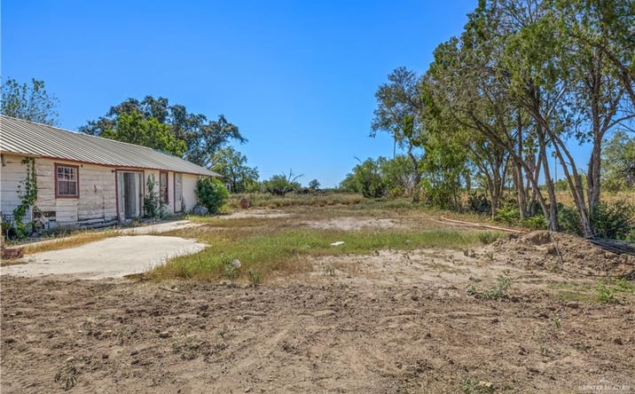 Pictures of Land, Multifamily property located at 1818 E Main Avenue, Alton, TX 78573 for sales - image #1