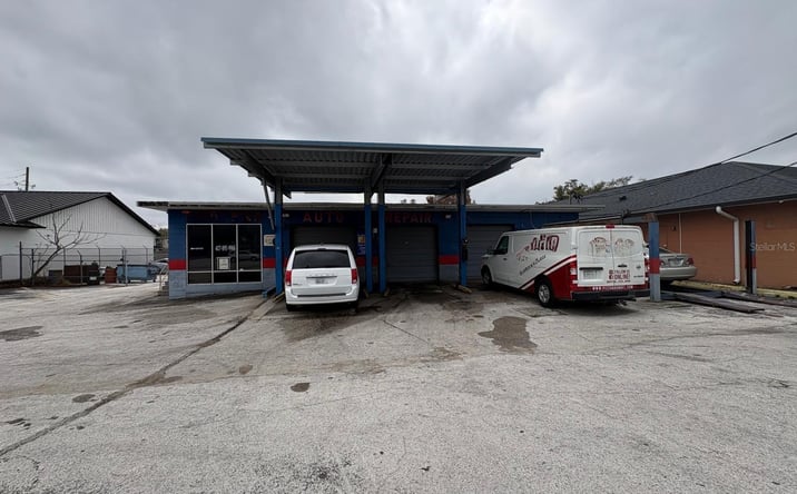 Pictures of Retail, Mixed Use property located at Curry Ford Road, Orlando, FL 32806 for sales - image #1