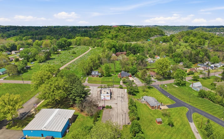 Pictures of Retail property located at 3181 Washington Pike, Bridgeville, PA 15017 for sales - image #1
