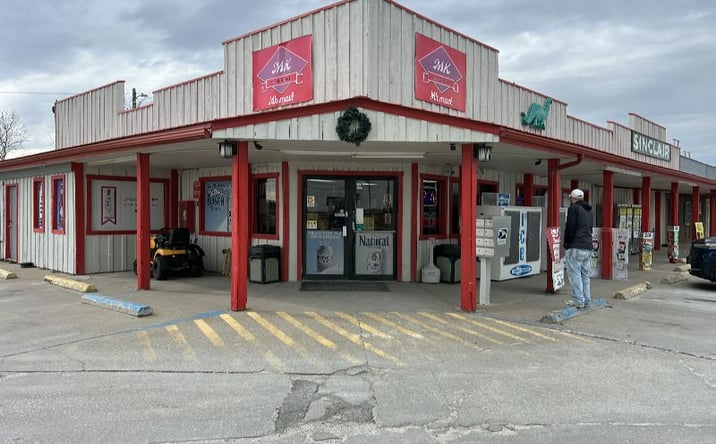 Pictures of Retail property located at 23284 STATE HWY H, KIRKSVILLE, MO 63501-7889 for sales - image #1
