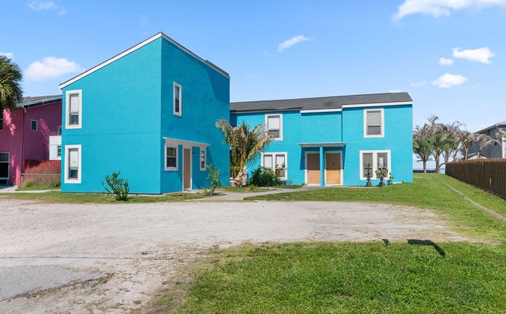 Pictures of Multifamily property located at 642 Eldorado Street, Fort Pierce, FL 34949 for sales - image #1