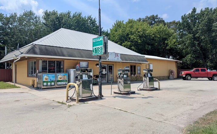 Pictures of Retail property located at 8995 U.S. 35, Monterey, IN 46960 for sales - image #1