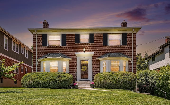 Pictures of Multifamily property located at 909 ELLISON AVE, CINCINNATI, OH 45226-1208 for sales - image #1