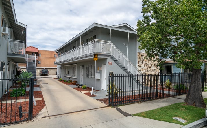 Pictures of Multifamily property located at 6645 North Hammond Avenue, Long Beach, CA 90805 for sales - image #1
