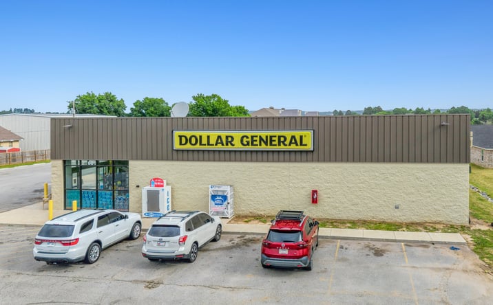Pictures of Retail property located at 601 Parkview Street, Van Buren, AR 72956 for sales - image #1