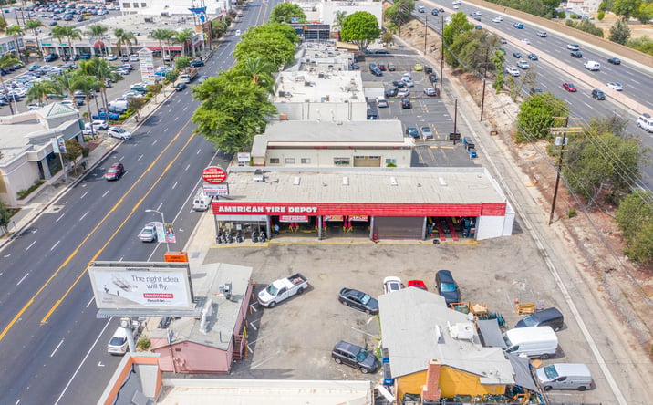 Pictures of Retail property located at 19511 VENTURA BLVD, TARZANA, CA 91356, 19515 Ventura Boulevard, Los Angeles, CA 91356 for sales - image #1