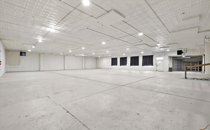 Pictures of Industrial property located at 500 Auburn Avenue, Pontiac, MI 48342 for sales - image #1