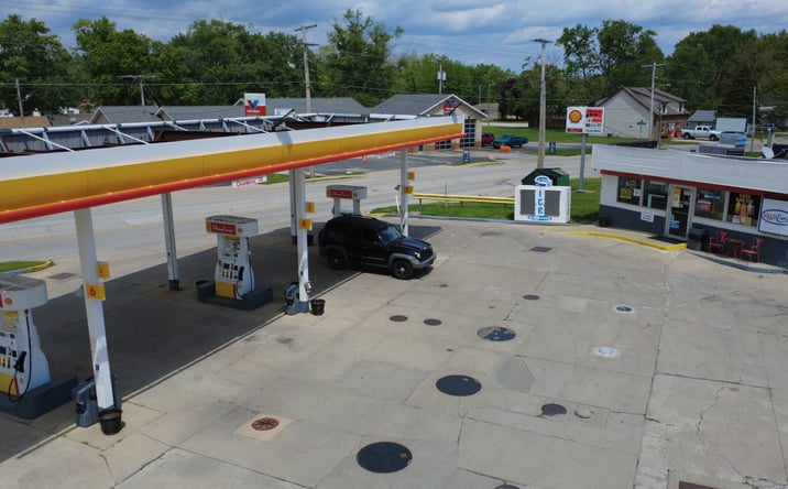 Pictures of Retail property located at 843 North Main Street, Monticello, IN 47960 for sales - image #1